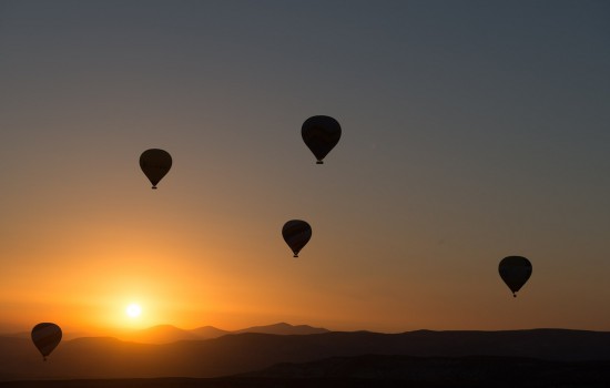 Balony broniące Angii